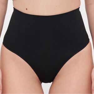 YITTY Black Shaping High Waist Brief Iconic Black Size M/L